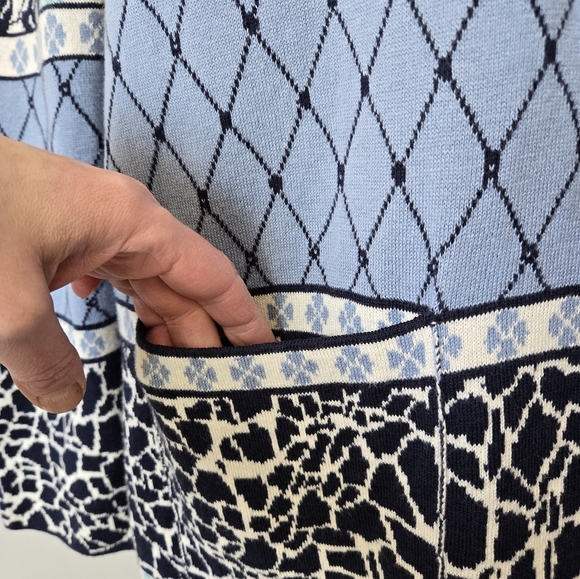 OLSEN Blue And Cream Heavyweight Cotton Blend Patterned Long Cardigan. Size 12 - Picture 4 of 15